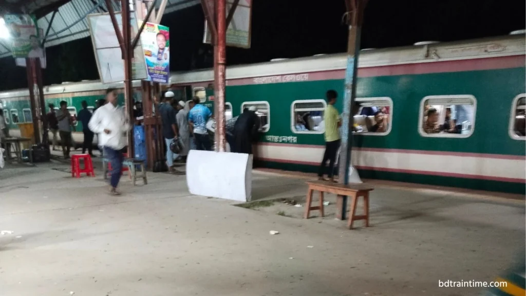 Parabat Express Train Schedule